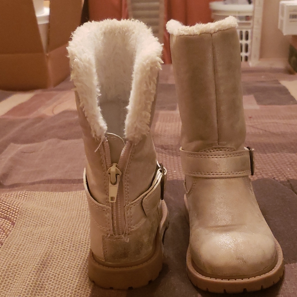 Shoes - Picture 3 of 3